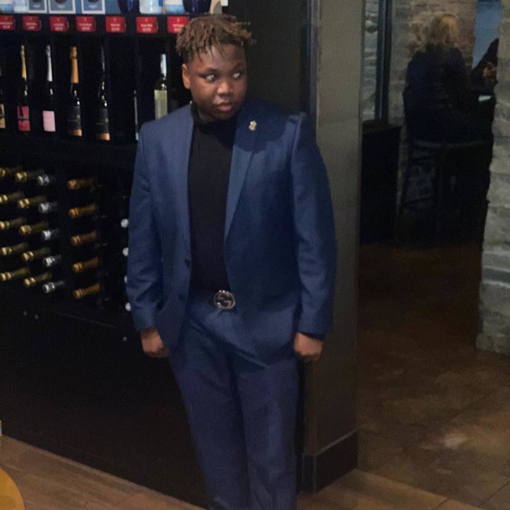 Meet your Posher, Adrian